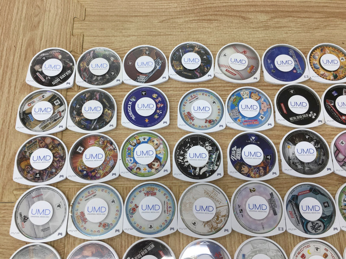w1480 Untested abot 330 PSP Cartridge Games Lot Japan