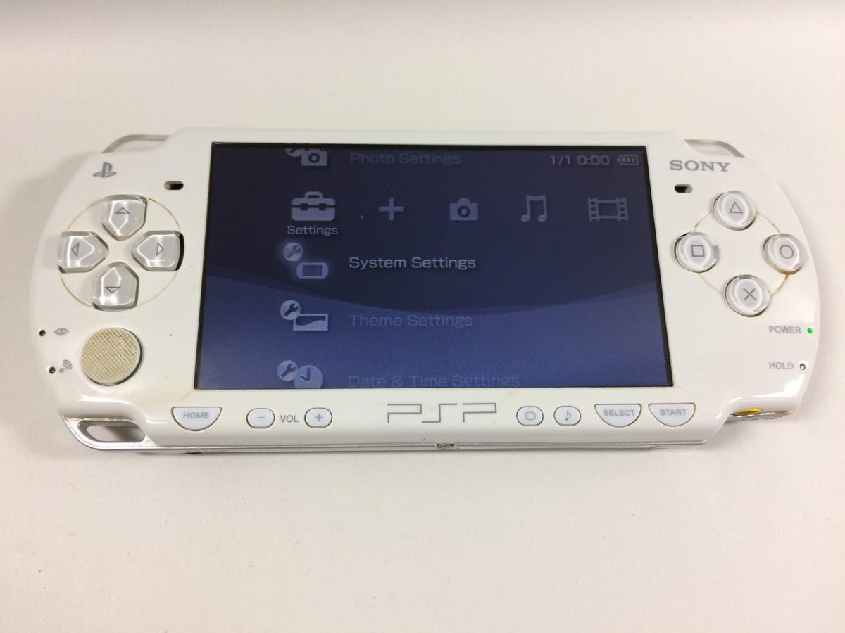 wa1555 PSP-2000 CERAMIC WHITE BOXED SONY PSP Console Japan
