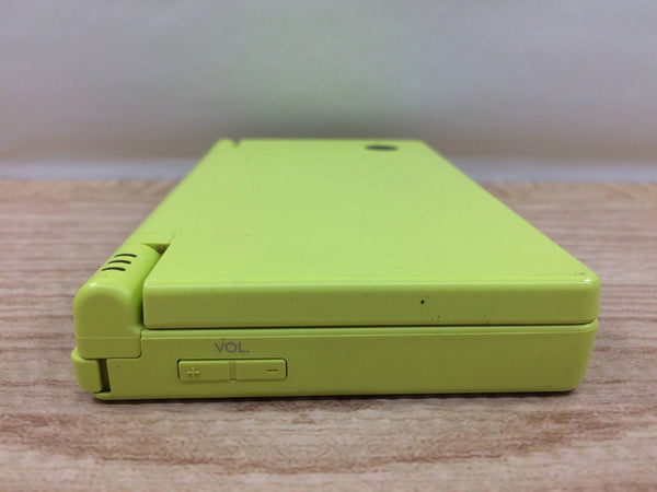 Japanese shops Nintendo DSi in Lime Green with 4 Games (CIB)